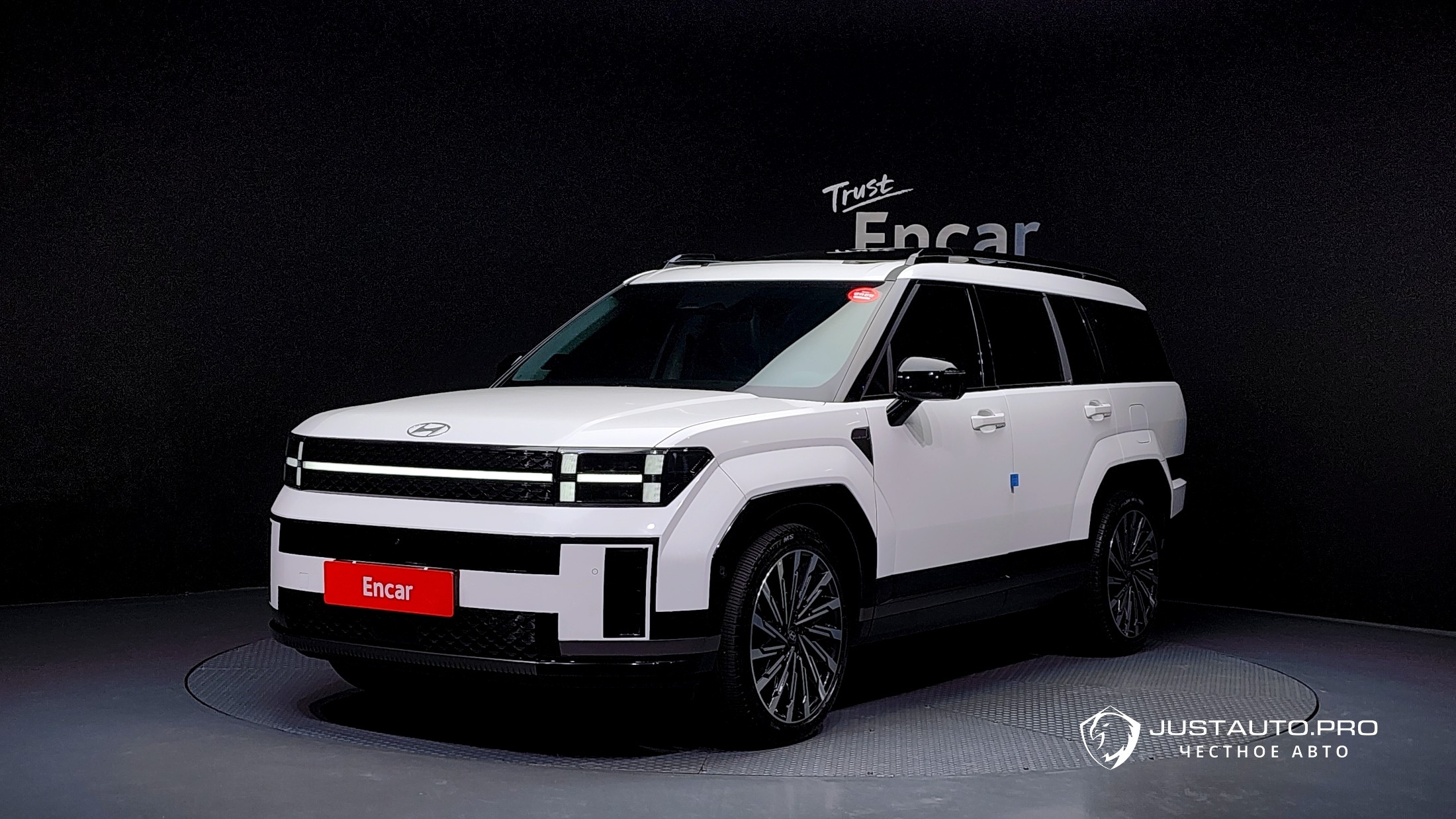 Автомобиль Hyundai Santafe