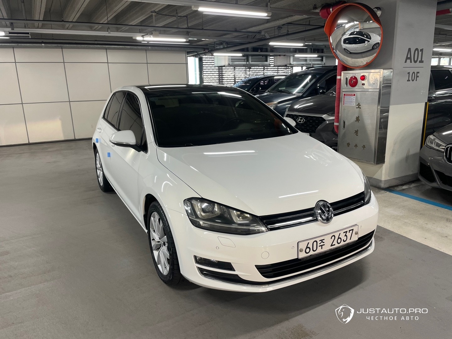 Автомобиль Volkswagen Golf