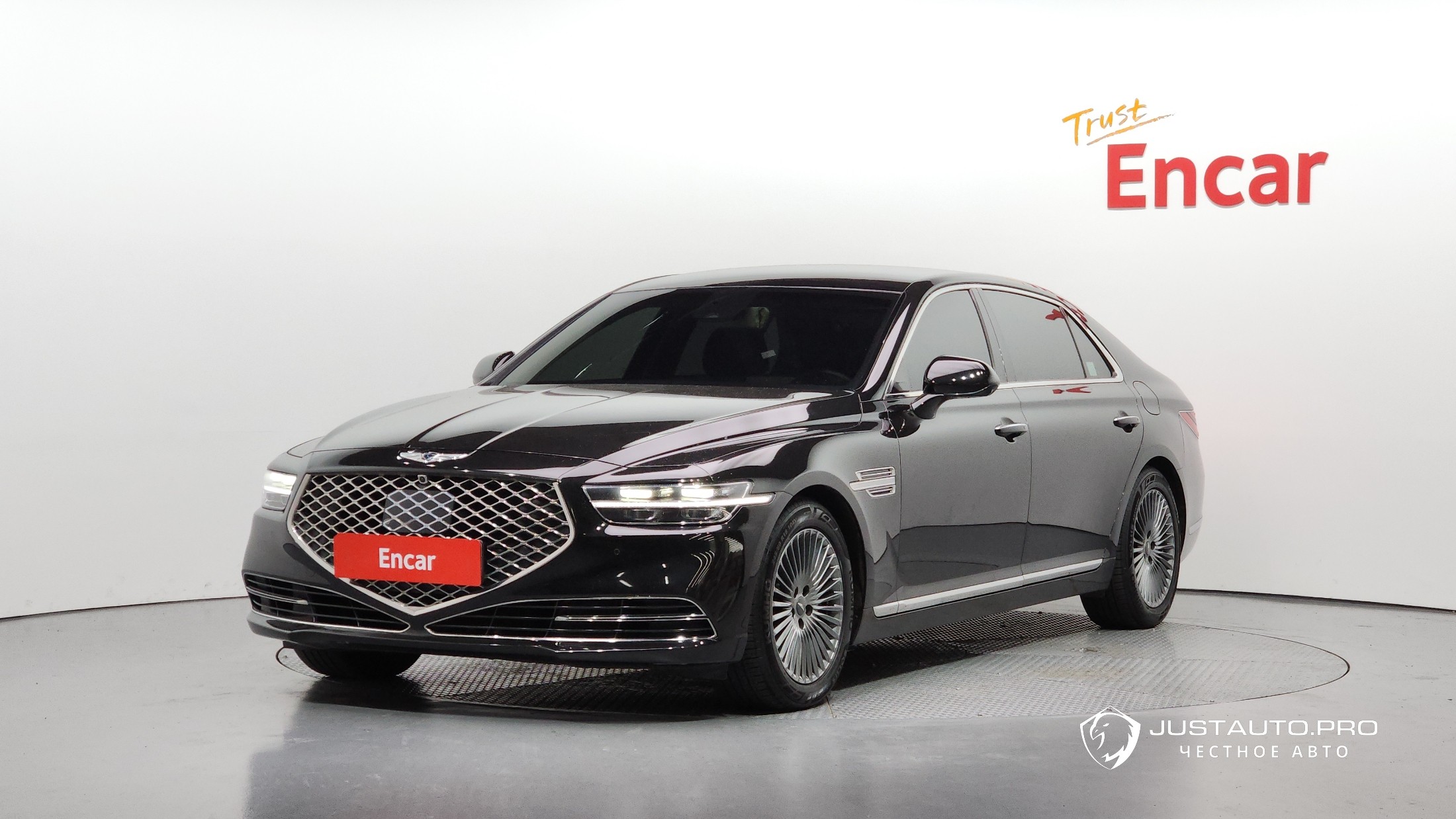 Автомобиль Genesis G90