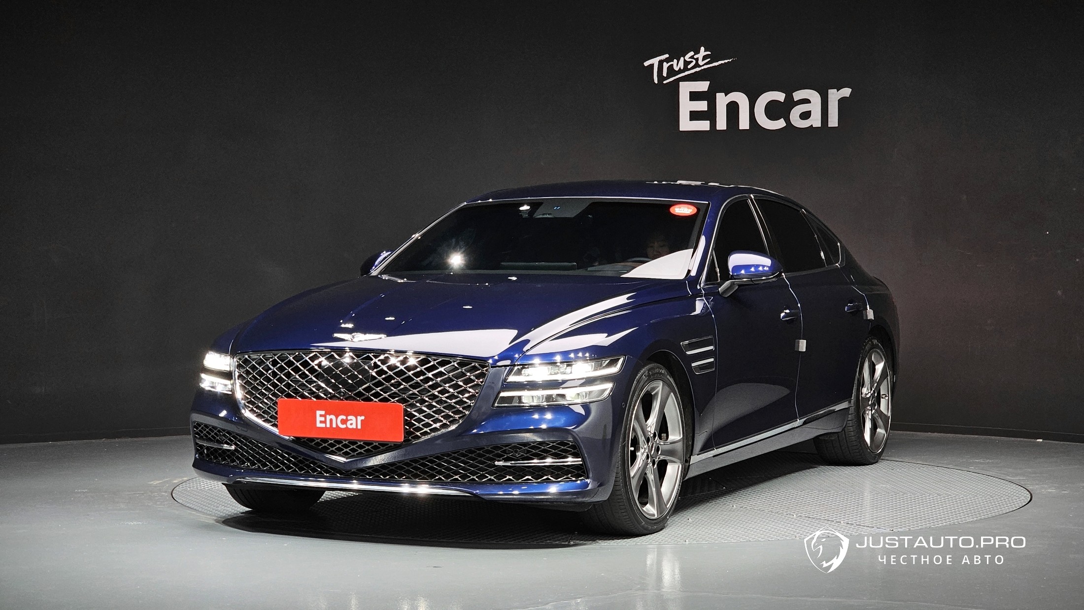 Автомобиль Genesis G80