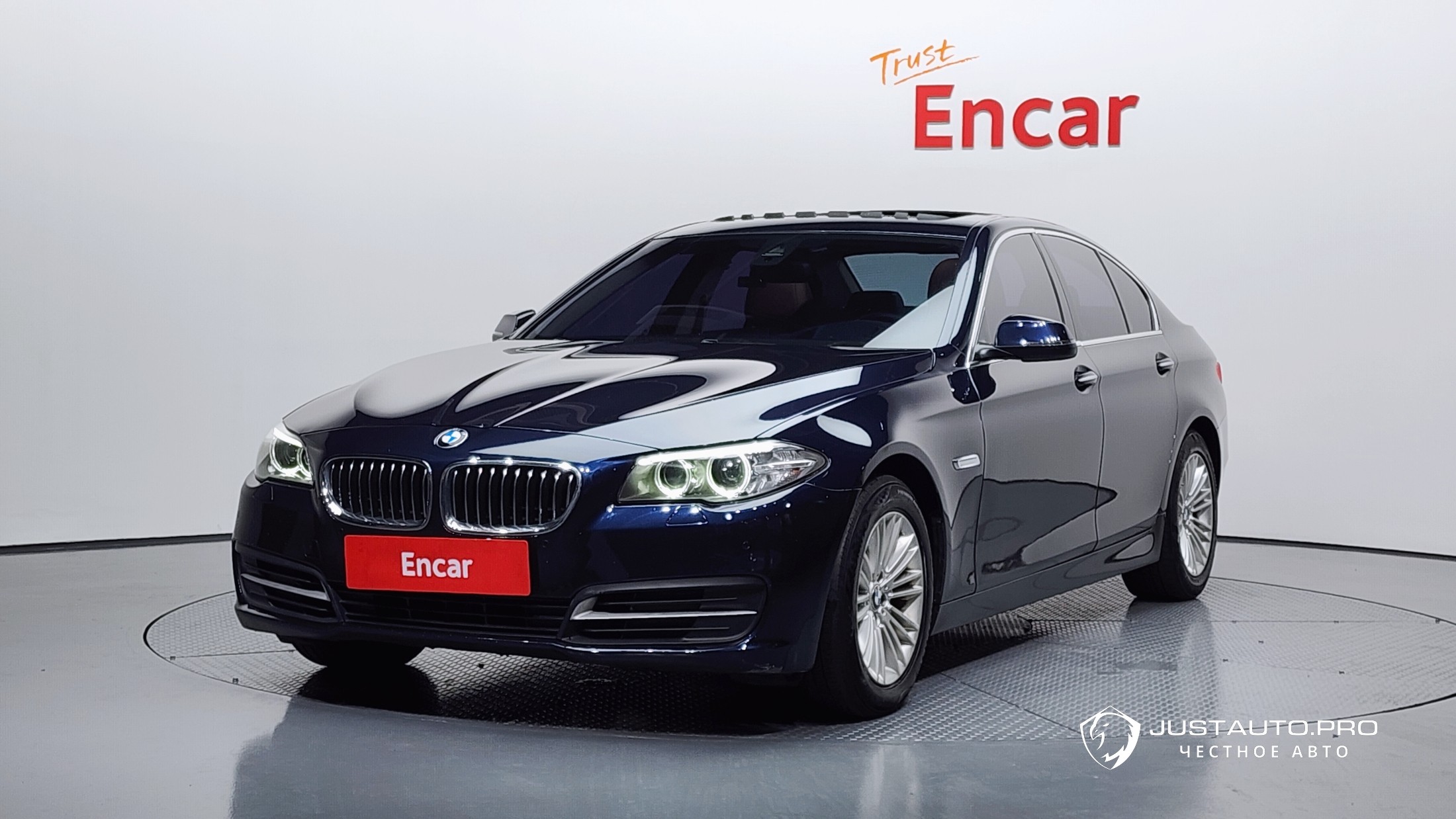 Автомобиль BMW 5-Series