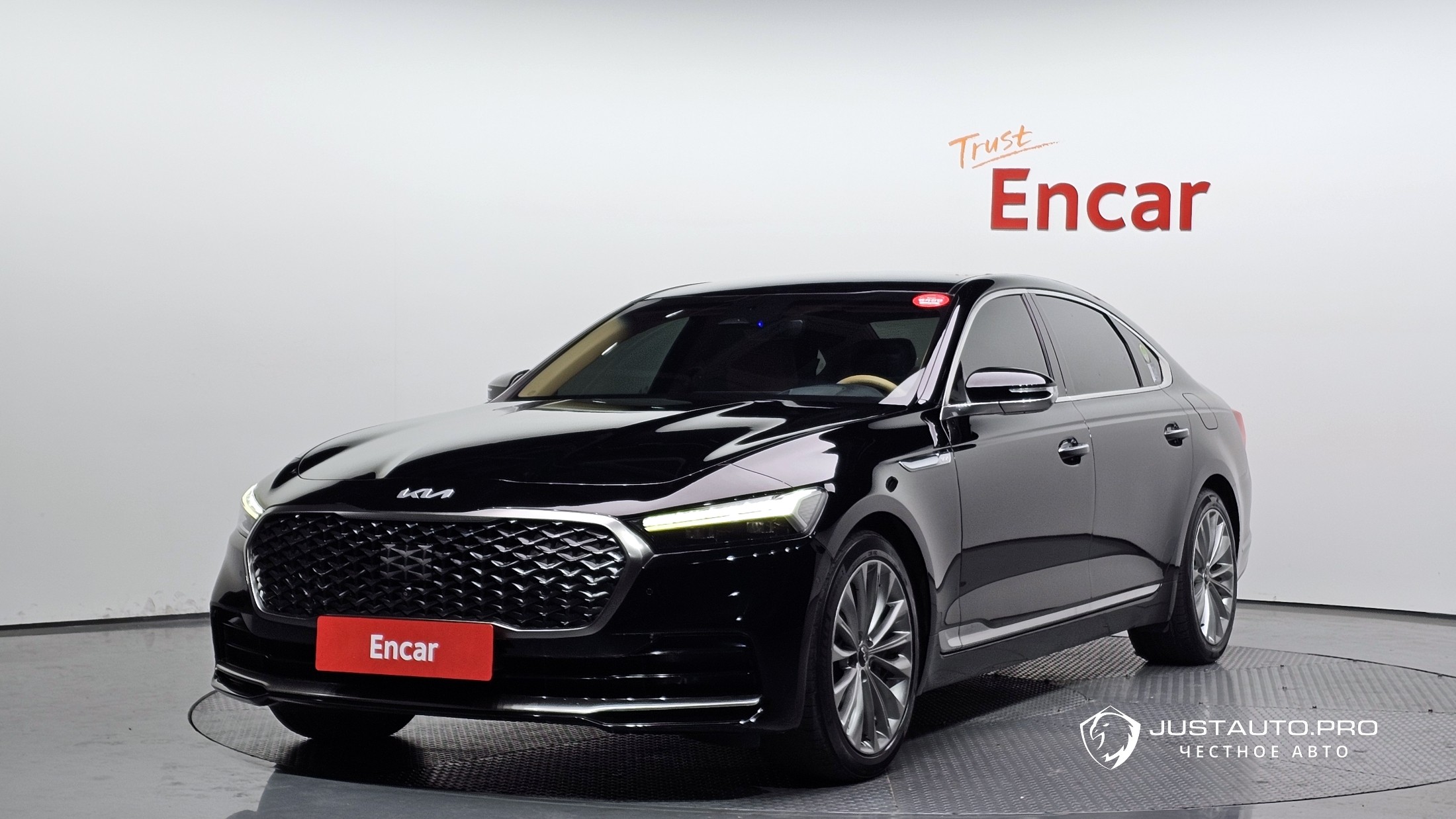 Автомобиль Kia K9