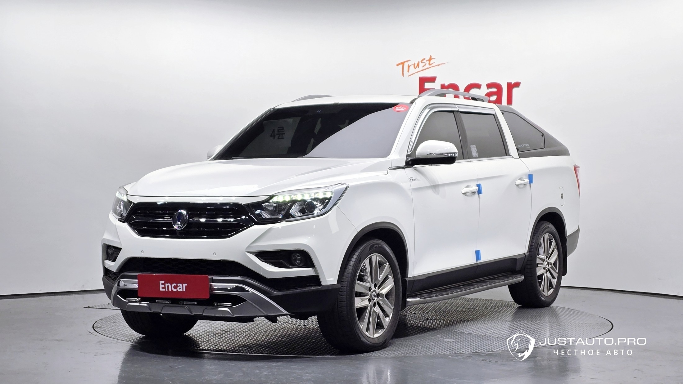 Автомобиль KG_Mobility_Ssangyong Rexton