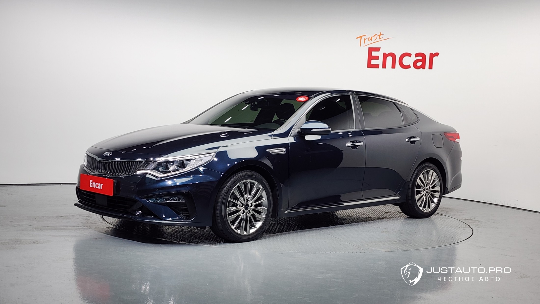 Автомобиль Kia K5