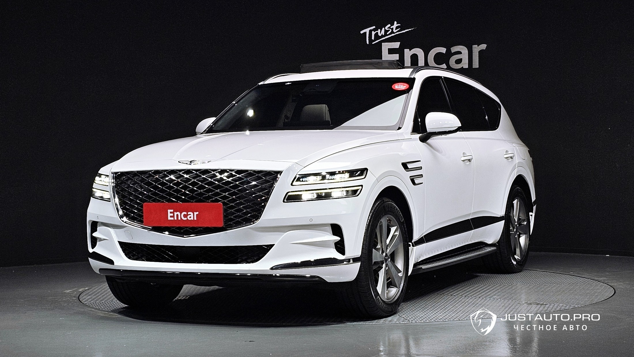 Автомобиль Genesis GV80