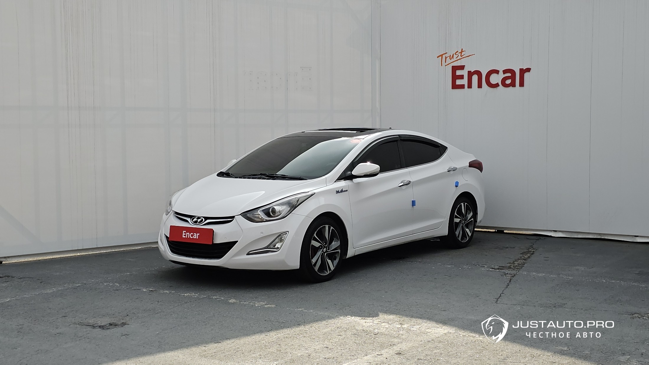 Автомобиль Hyundai AVANTE