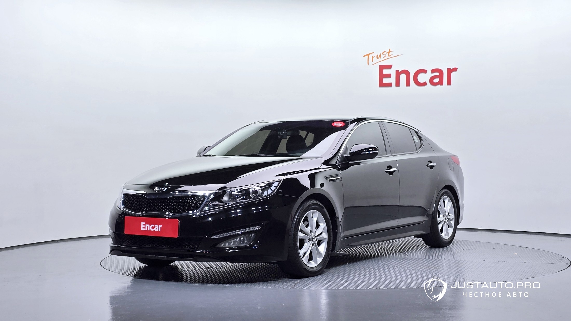 Автомобиль Kia K5