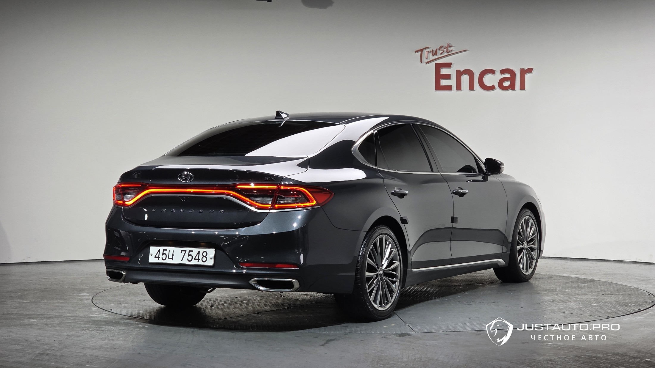 Автомобиль Hyundai Grandeur