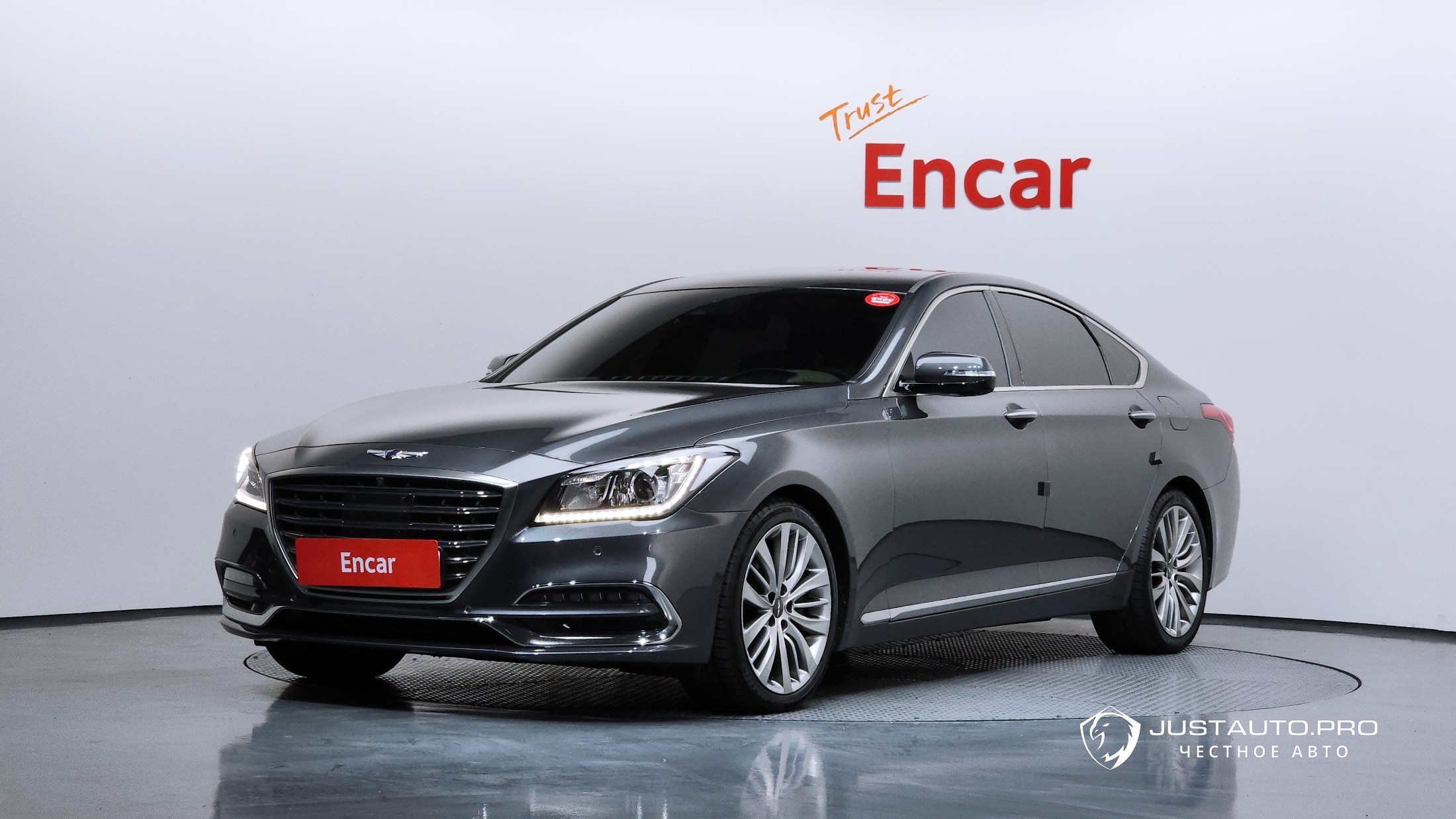 Автомобиль Genesis G80