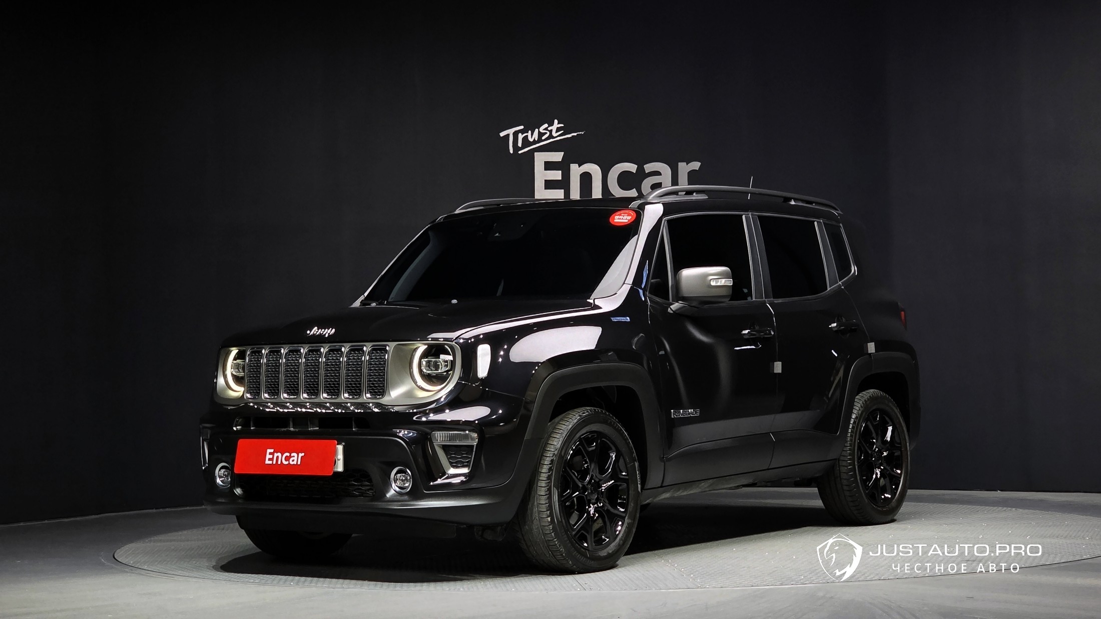 Автомобиль Jeep Renegade