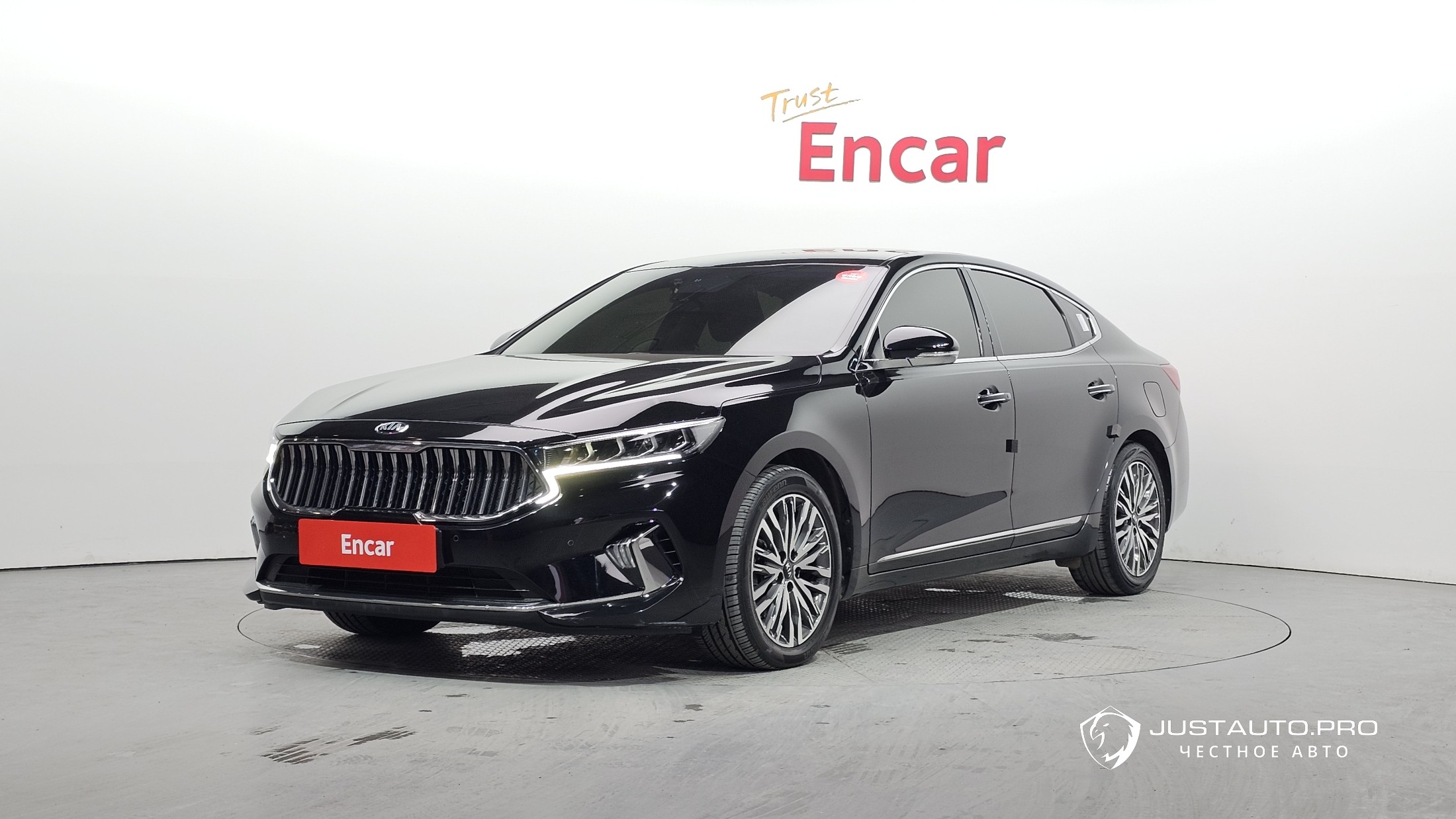 Автомобиль Kia K7