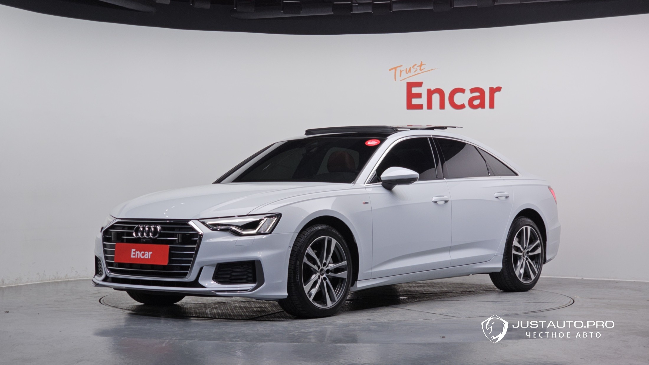 Автомобиль Audi A6
