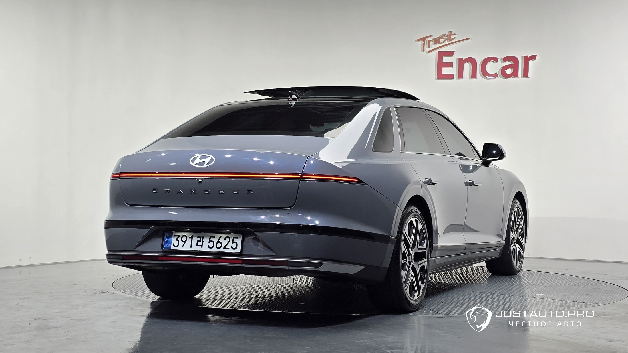 Автомобиль Hyundai Grandeur