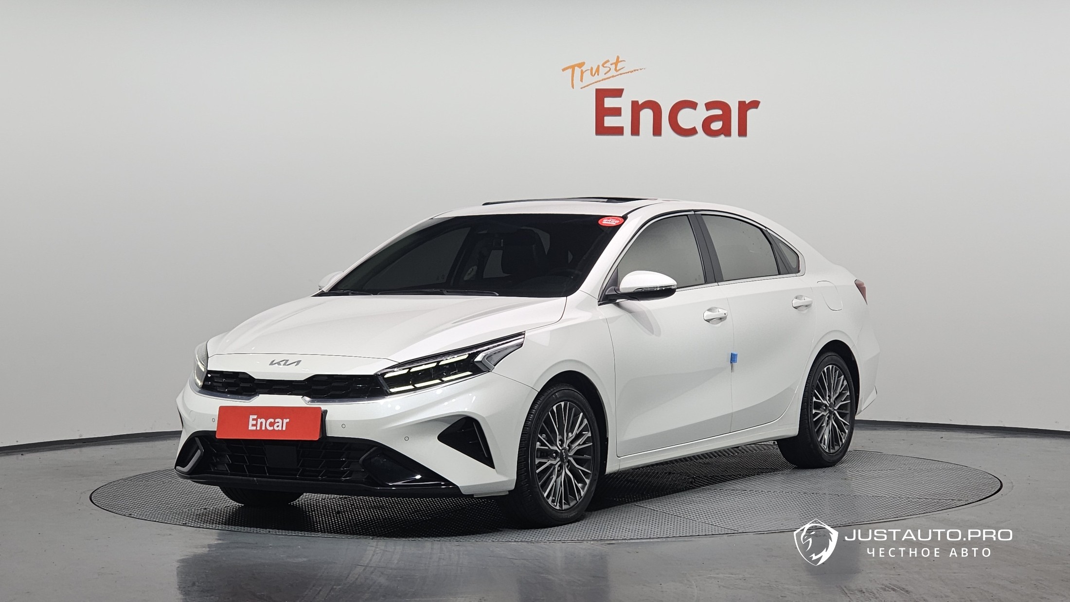 Автомобиль Kia K3