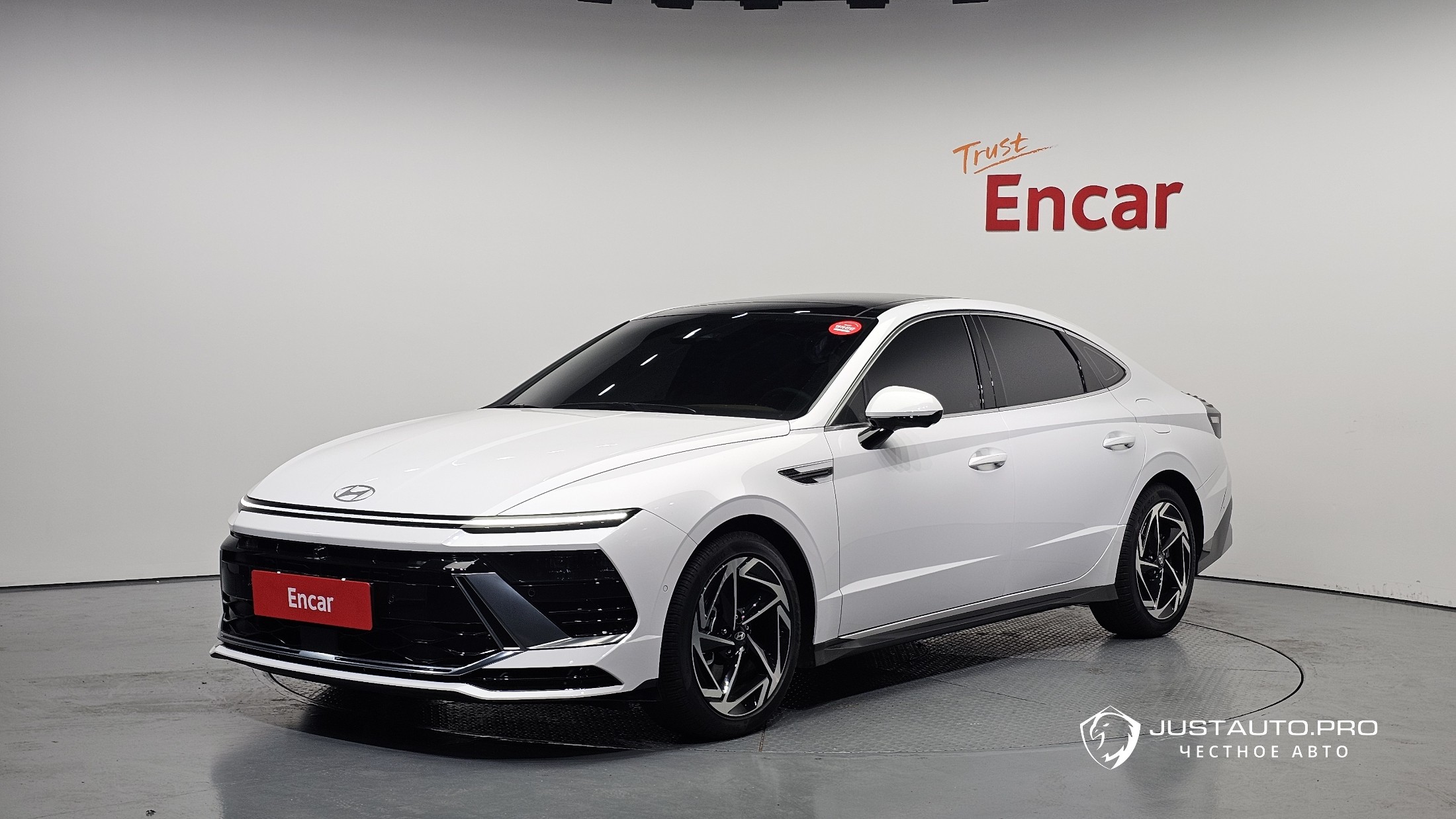 Автомобиль Hyundai Sonata