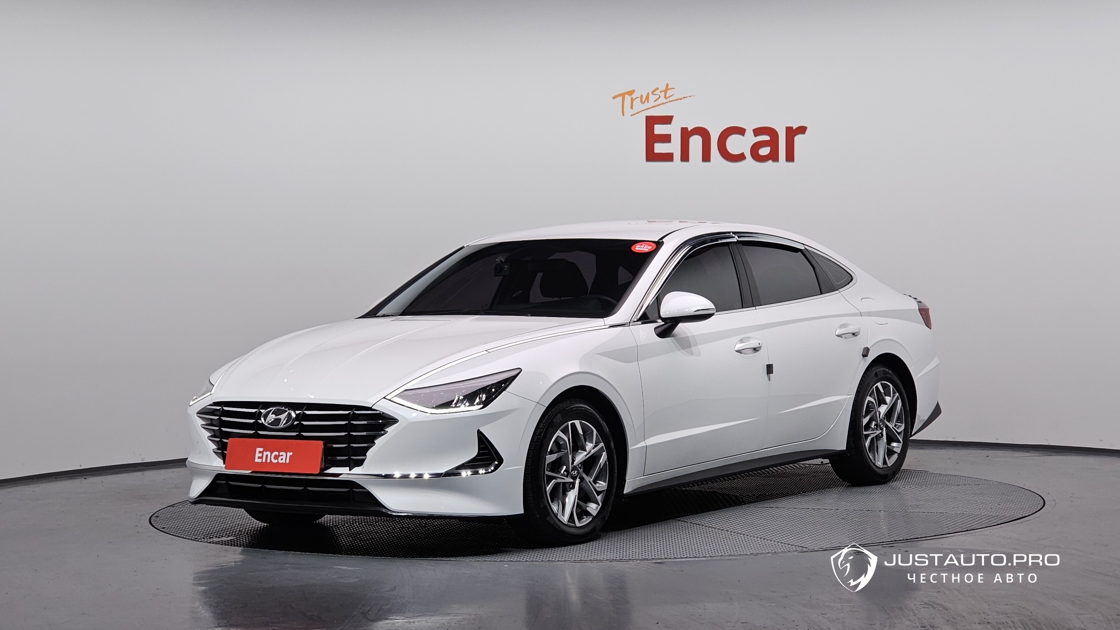 Автомобиль Hyundai Sonata