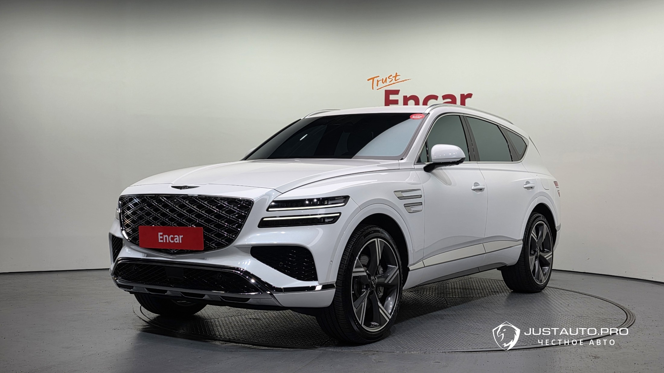 Автомобиль Genesis GV80