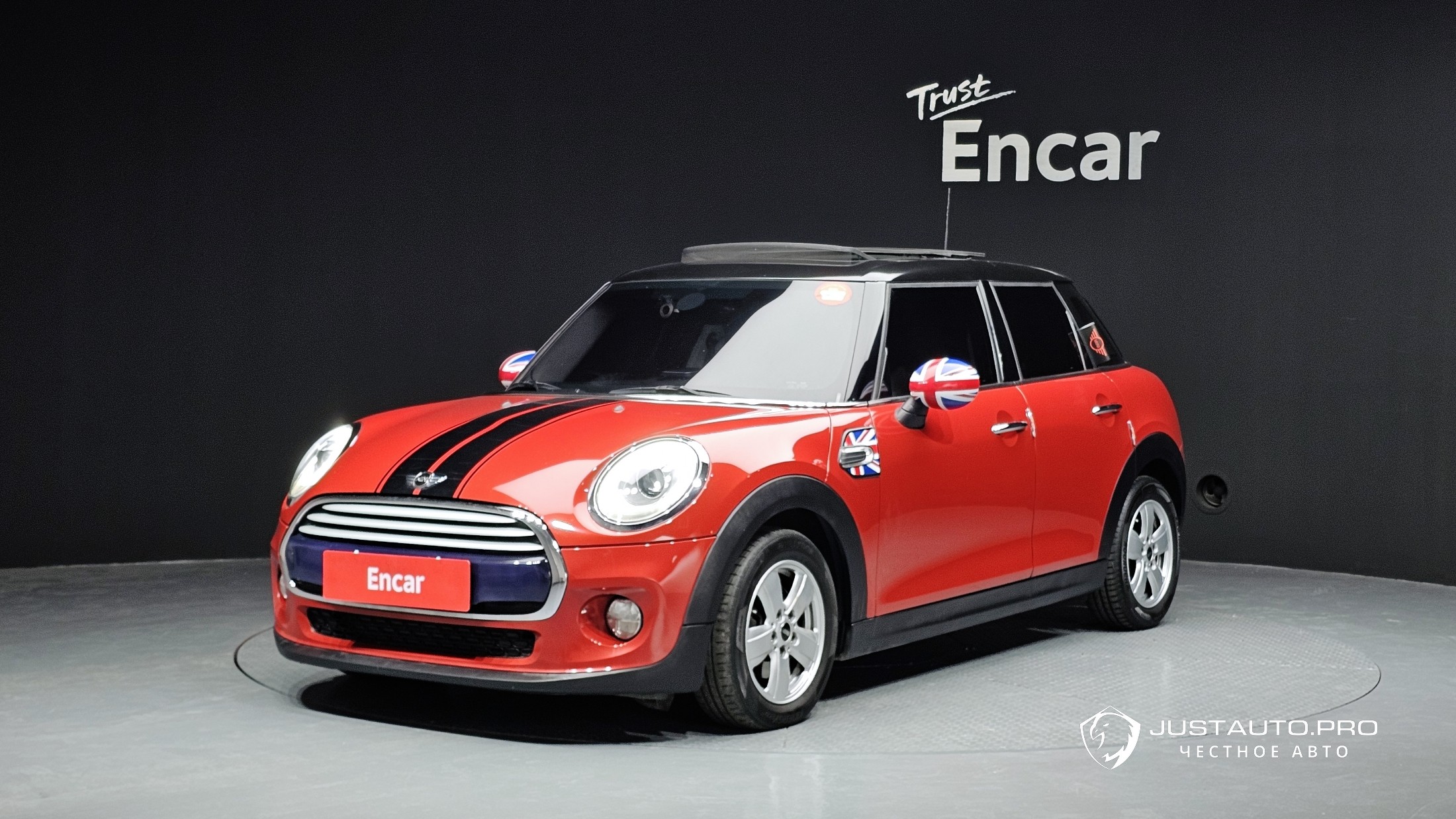 Автомобиль Mini Cooper