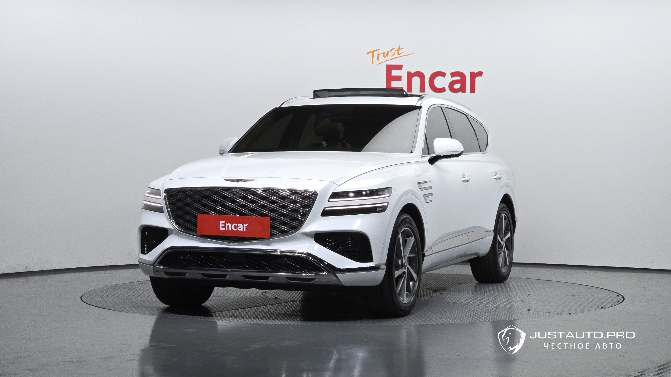 Автомобиль Genesis GV80