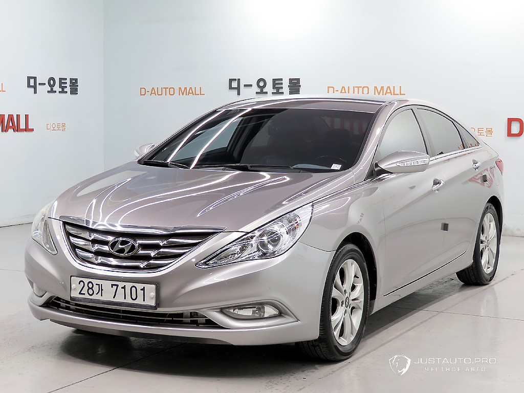 Автомобиль Hyundai Sonata
