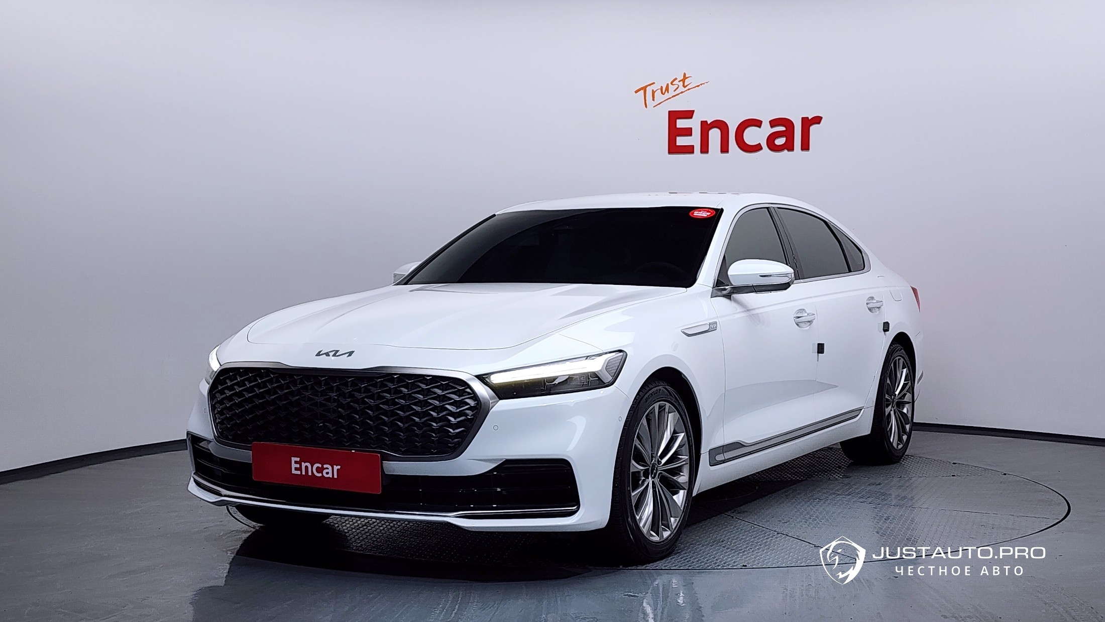 Автомобиль Kia K9