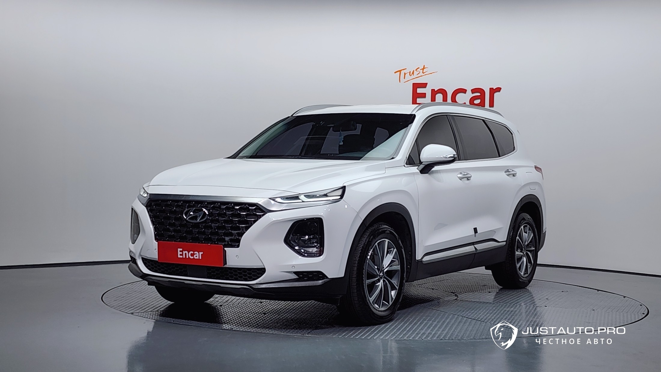 Автомобиль Hyundai Santafe