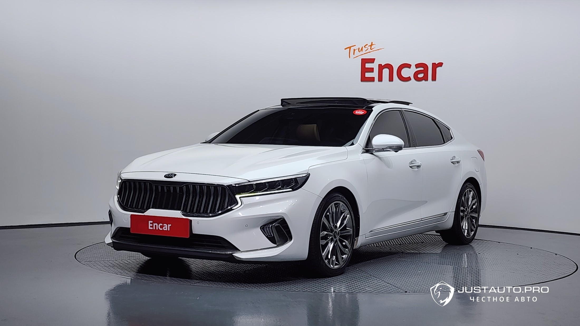 Автомобиль Kia K7