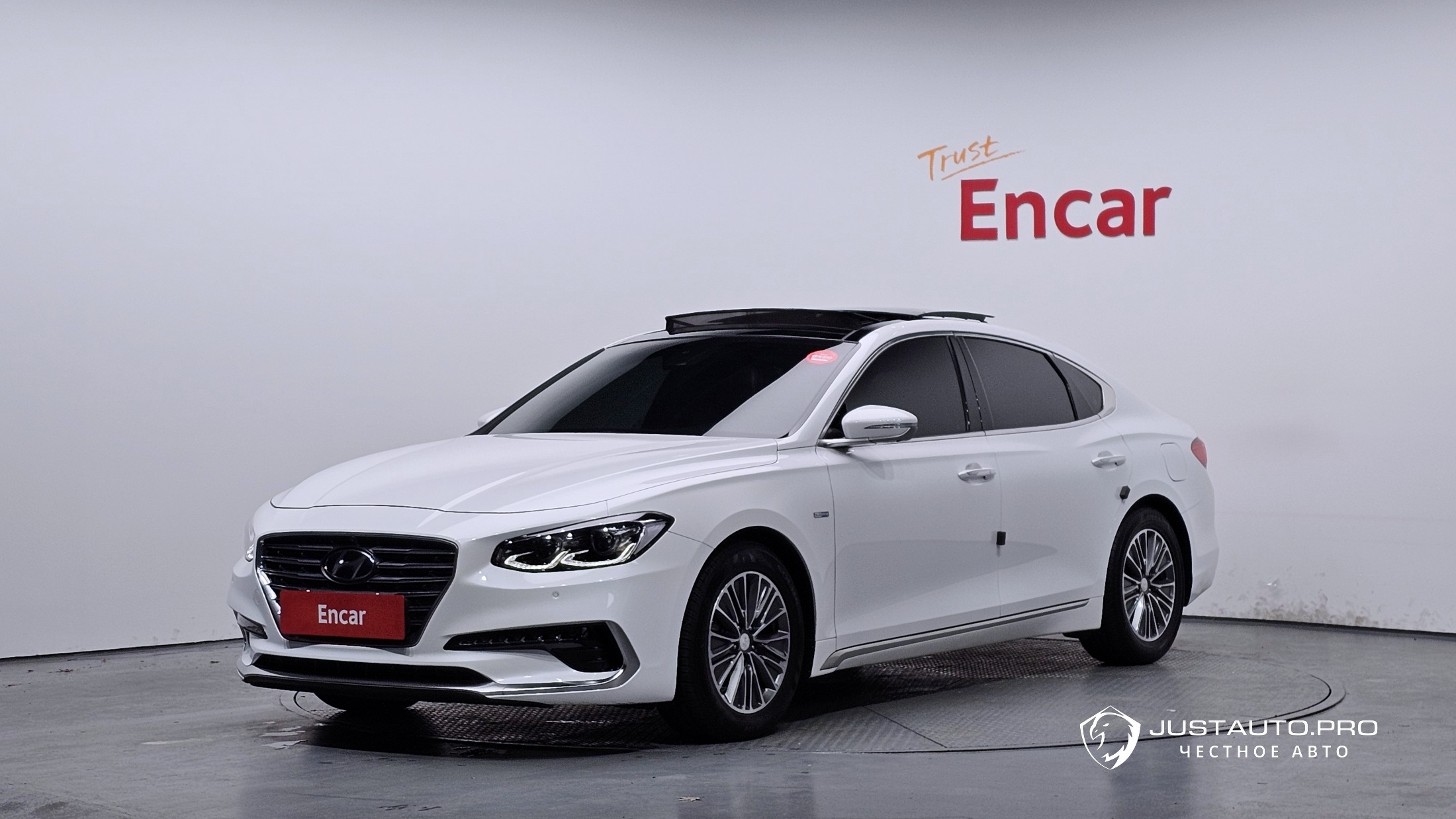 Автомобиль Hyundai Grandeur