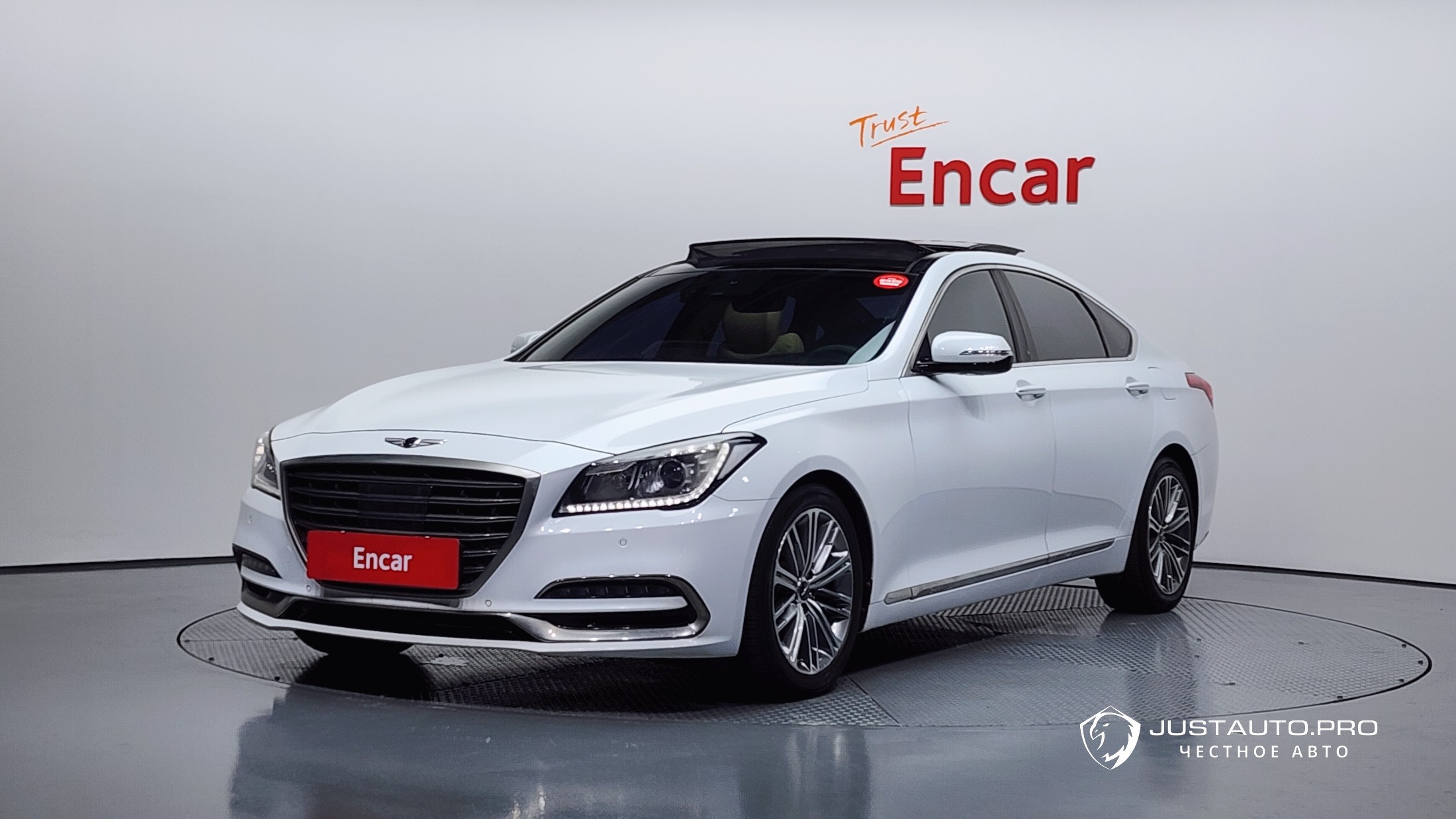 Автомобиль Genesis G80