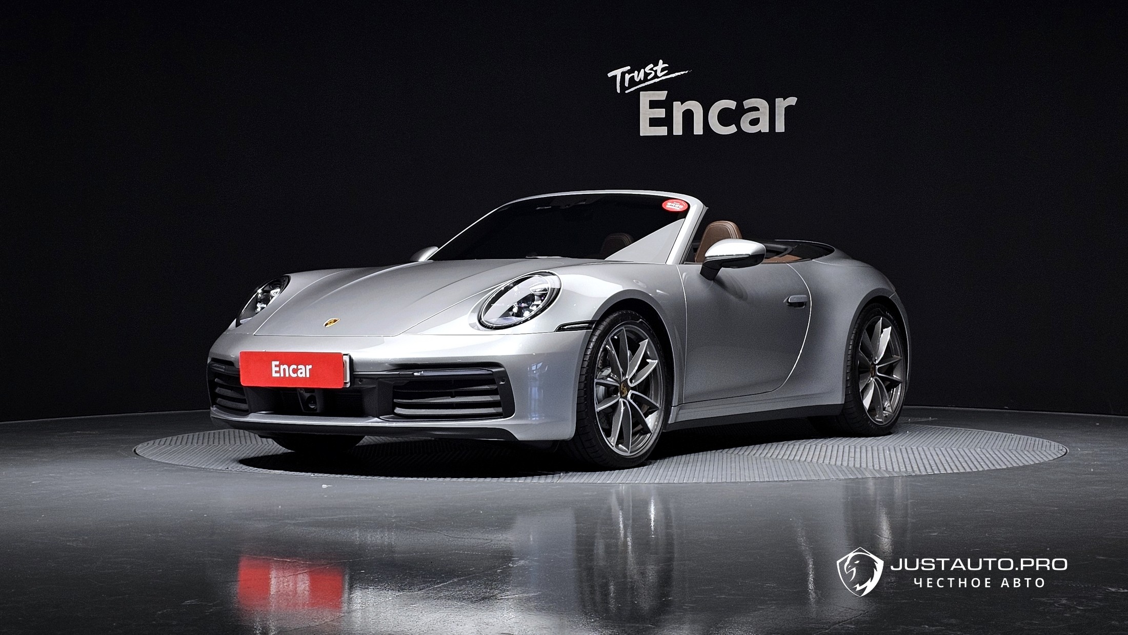 Автомобиль Porsche 911