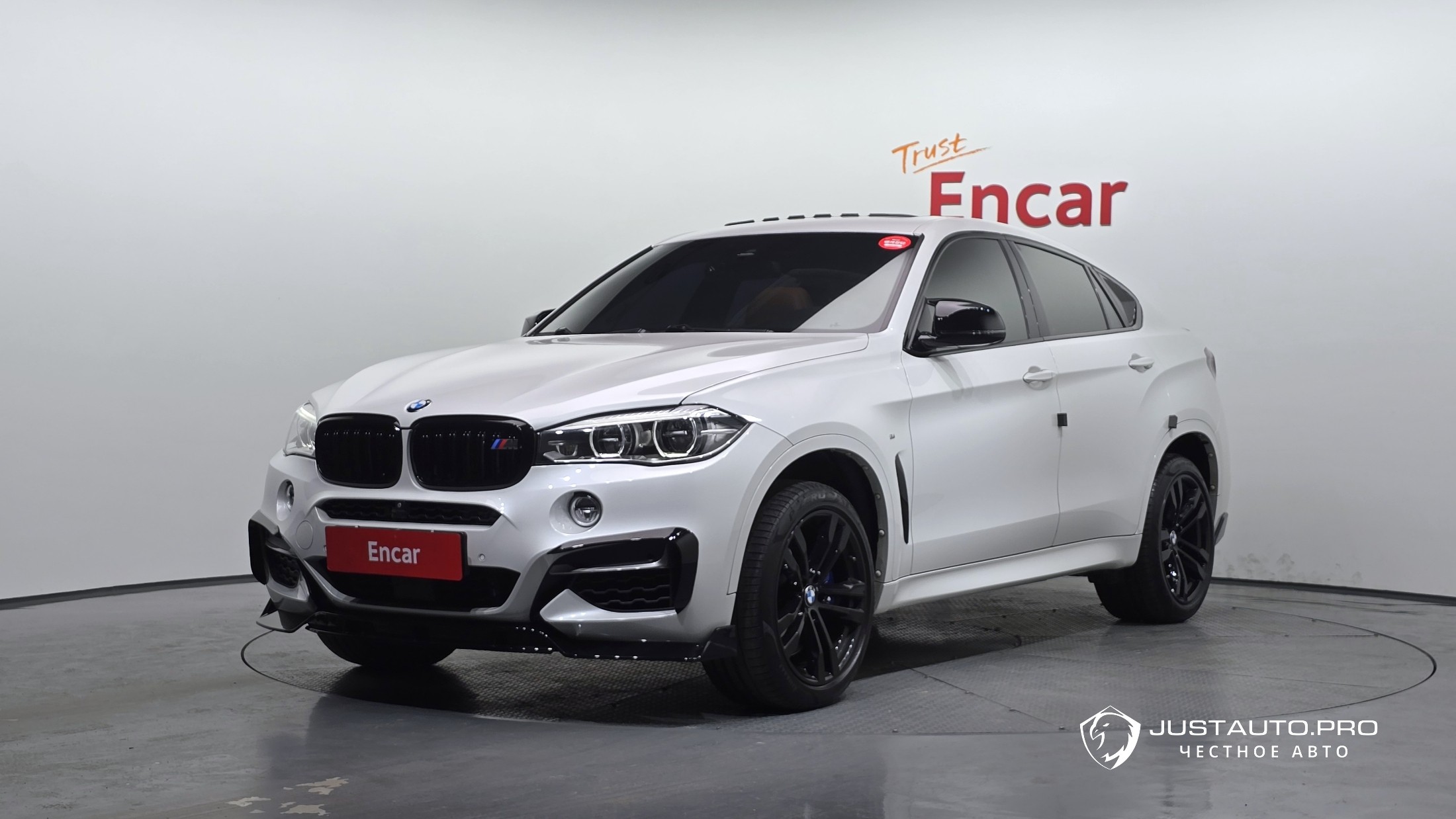 Автомобиль BMW X6