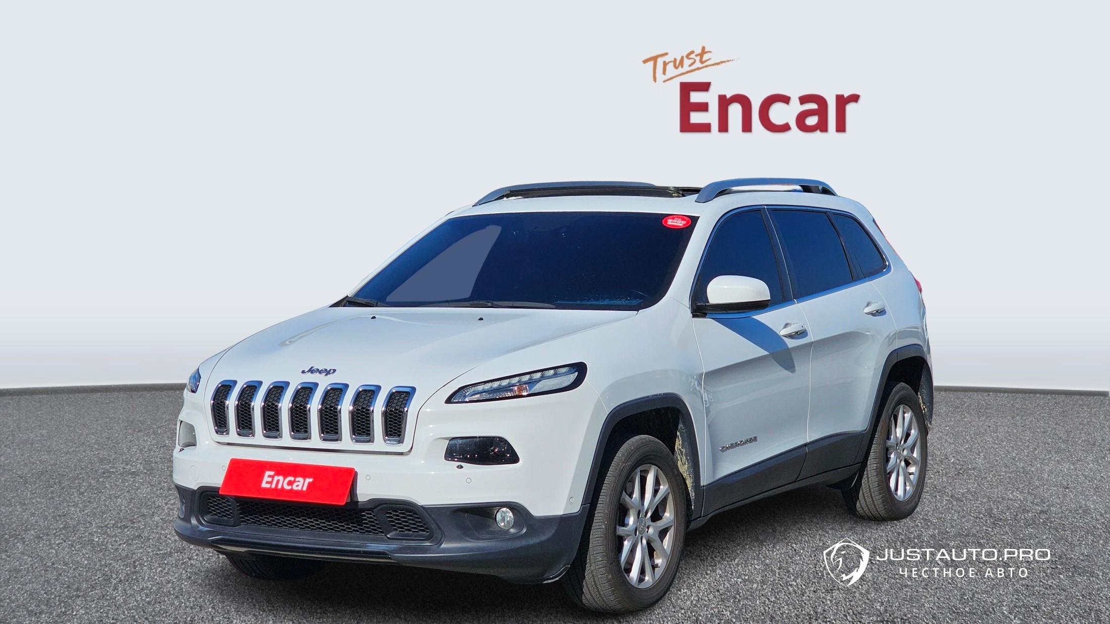 Автомобиль Jeep Cherokee