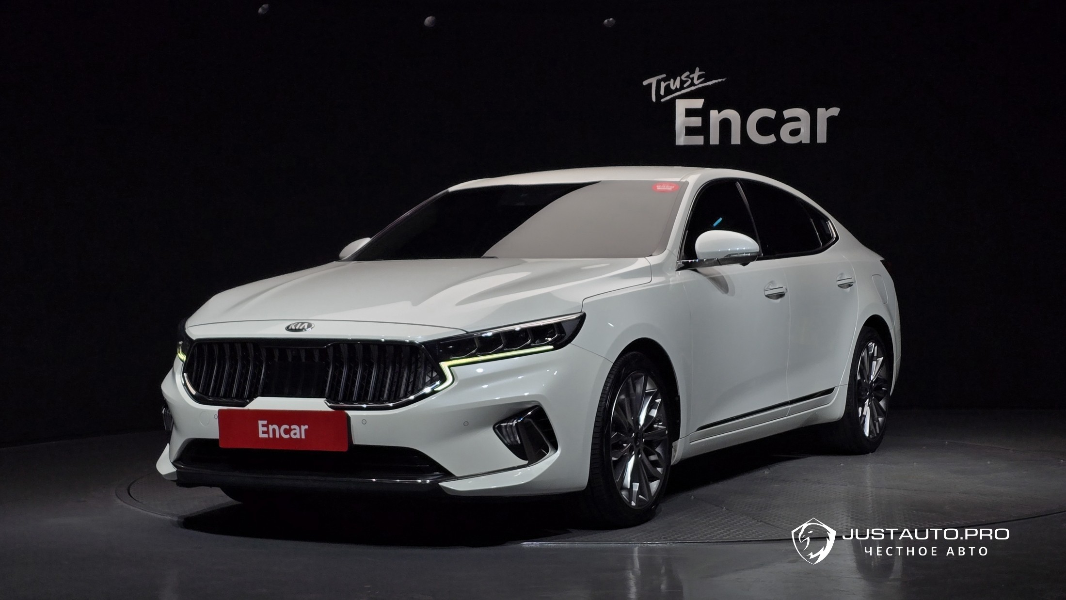 Автомобиль Kia K7