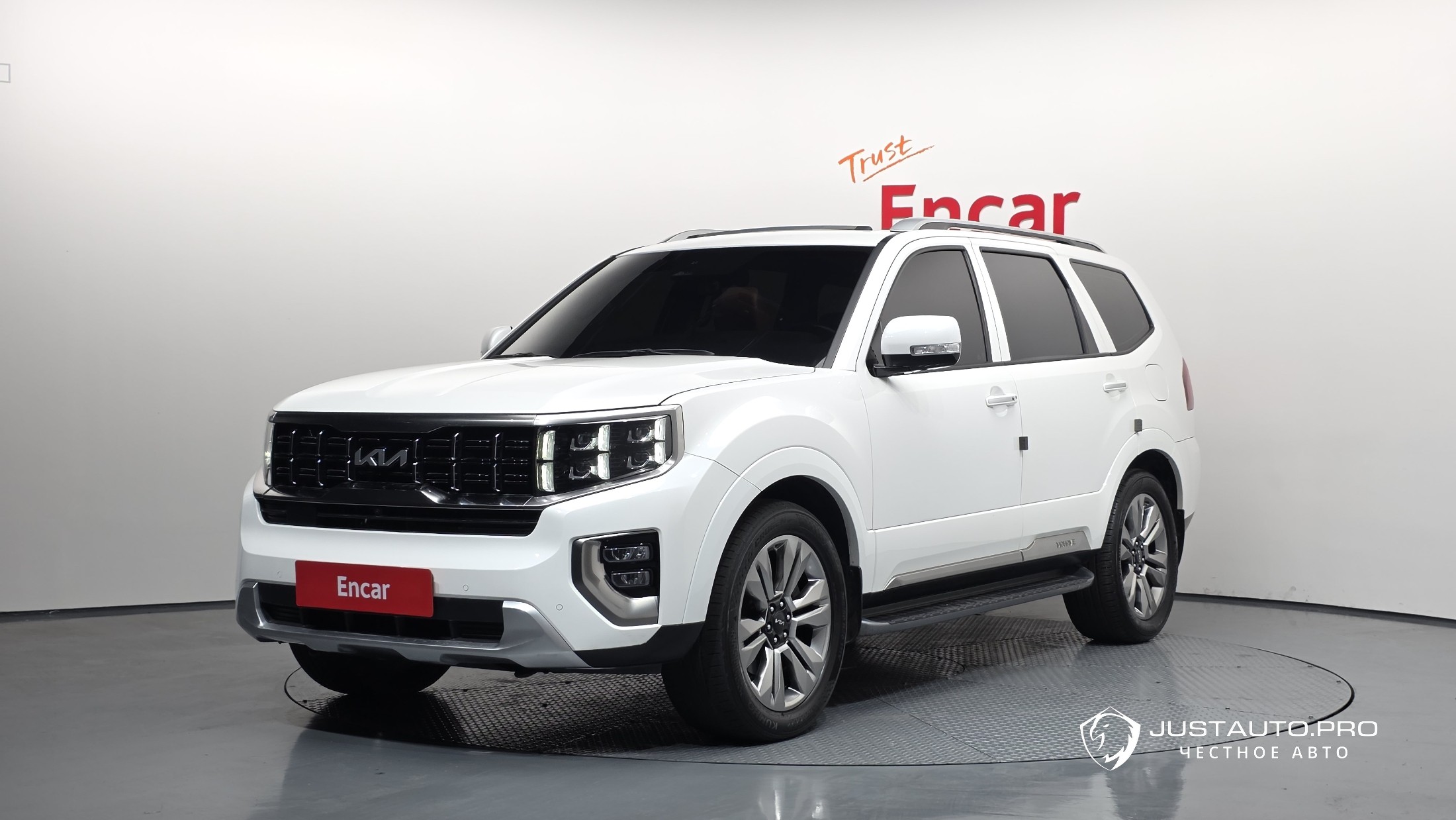 Автомобиль Kia Mohave