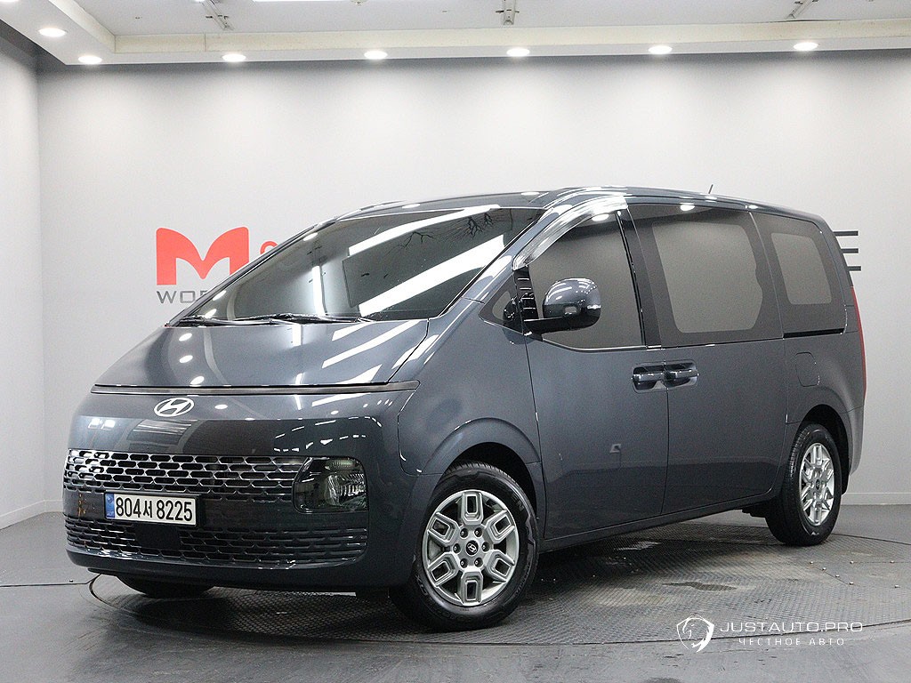 Автомобиль Hyundai Staria