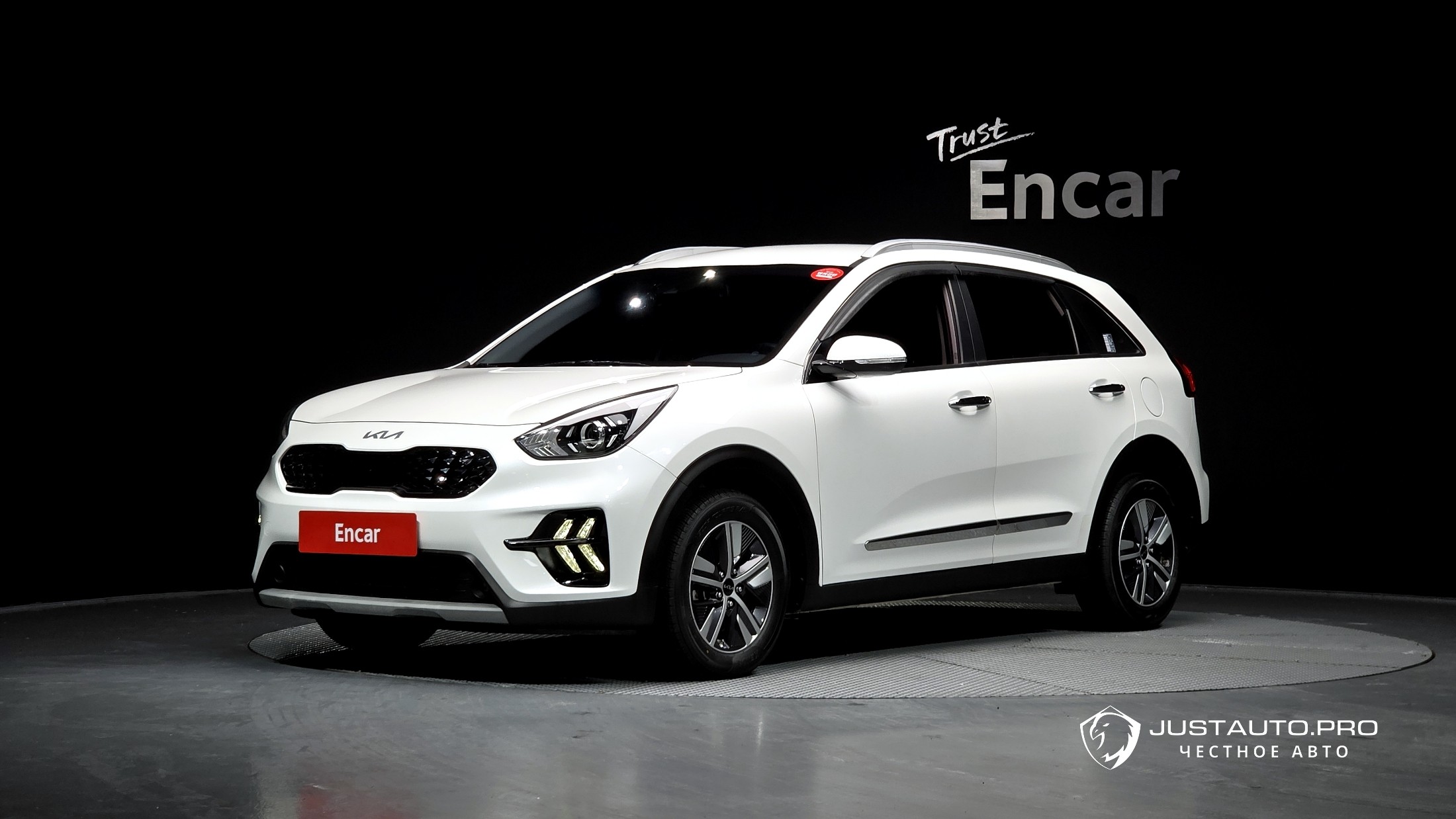 Автомобиль Kia Niro