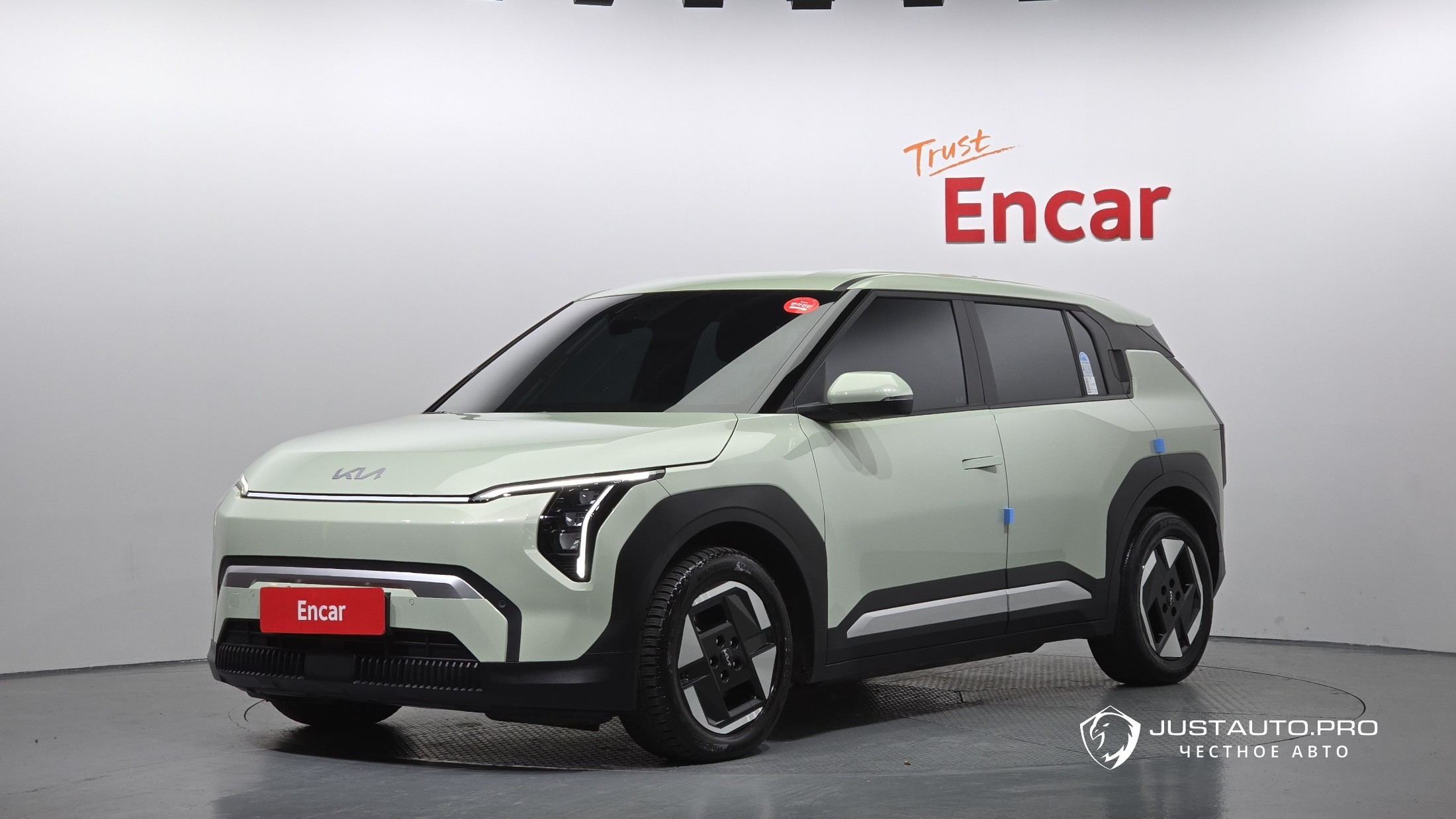 Автомобиль Kia EV3