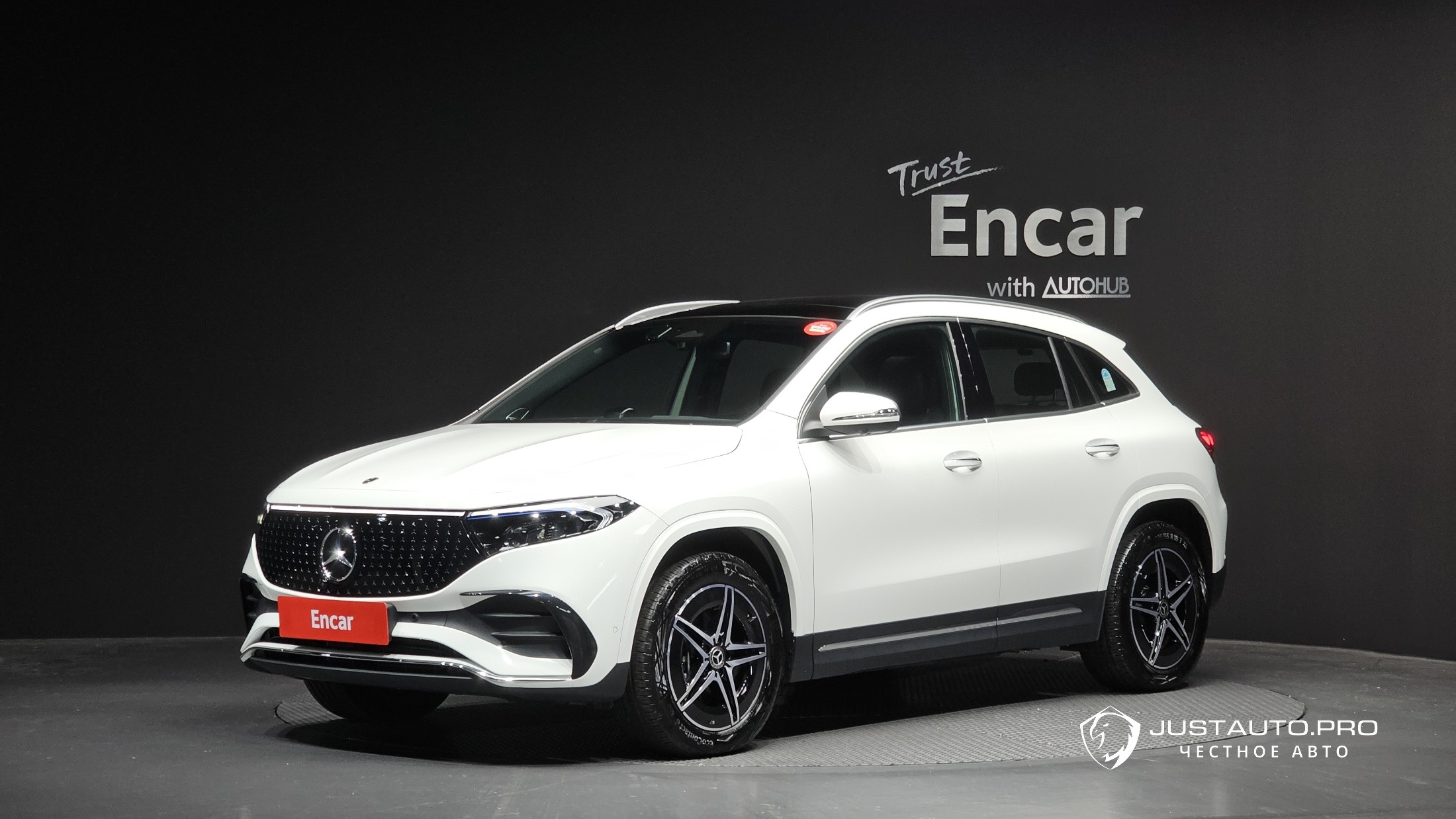 Автомобиль Mercedes-Benz EQA