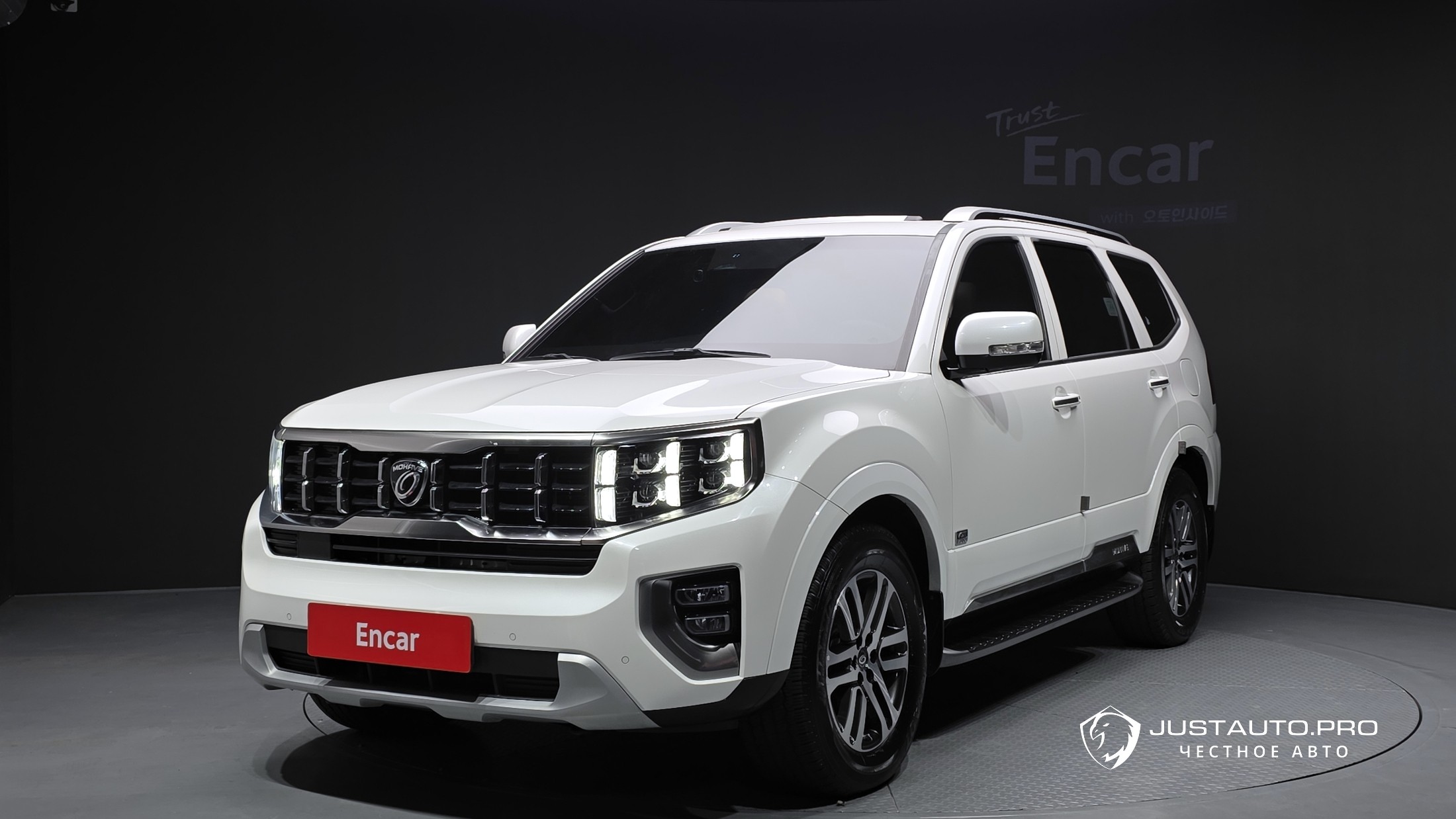 Автомобиль Kia Mohave