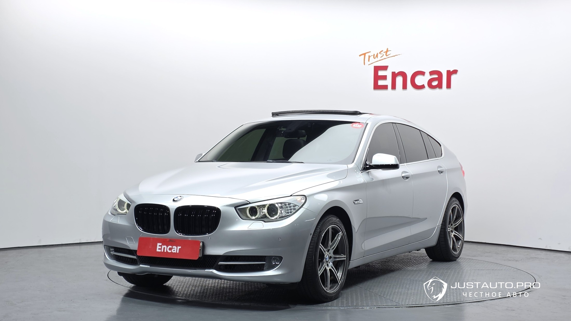 Автомобиль BMW Gran Turismo