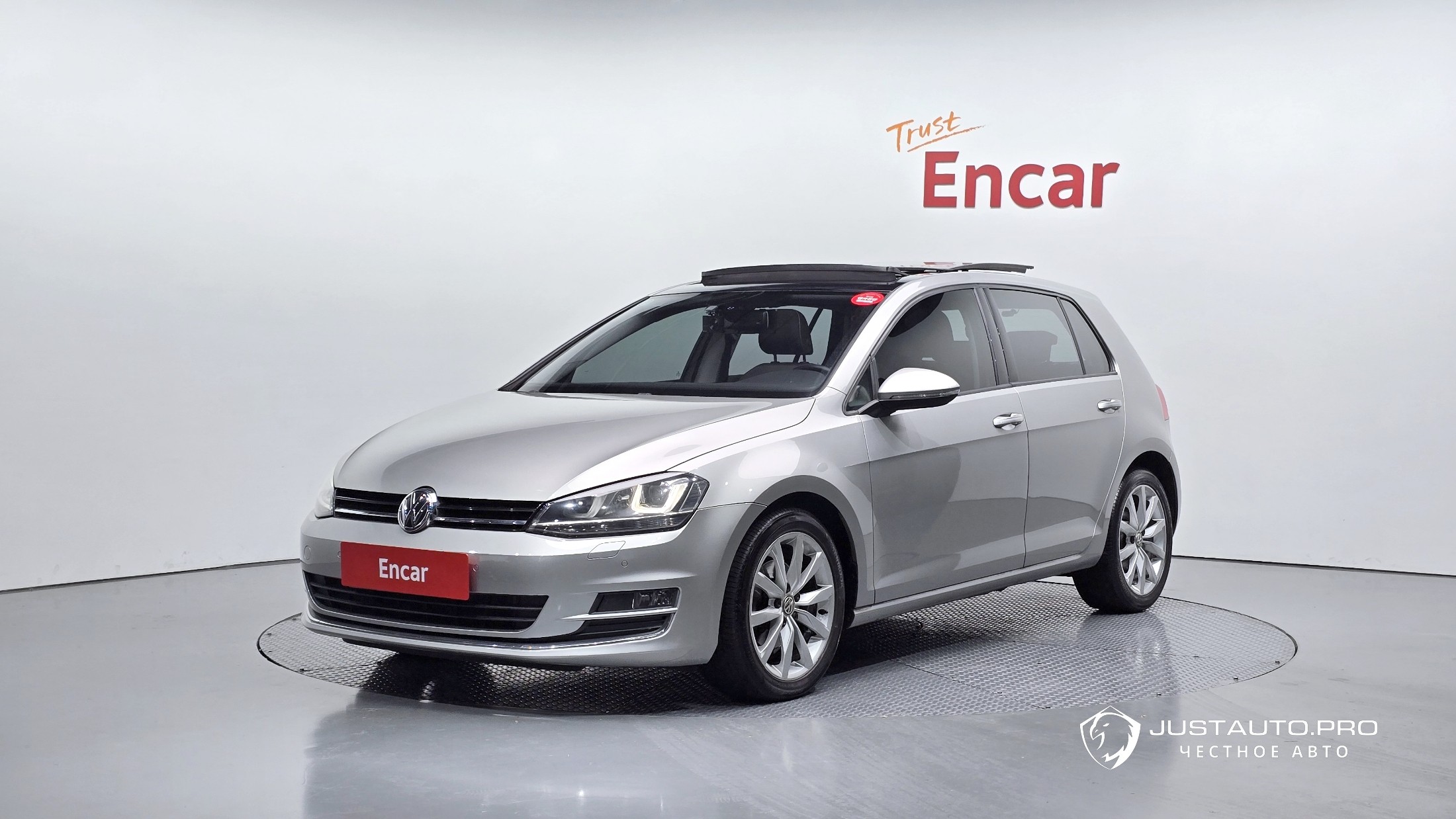 Автомобиль Volkswagen Golf