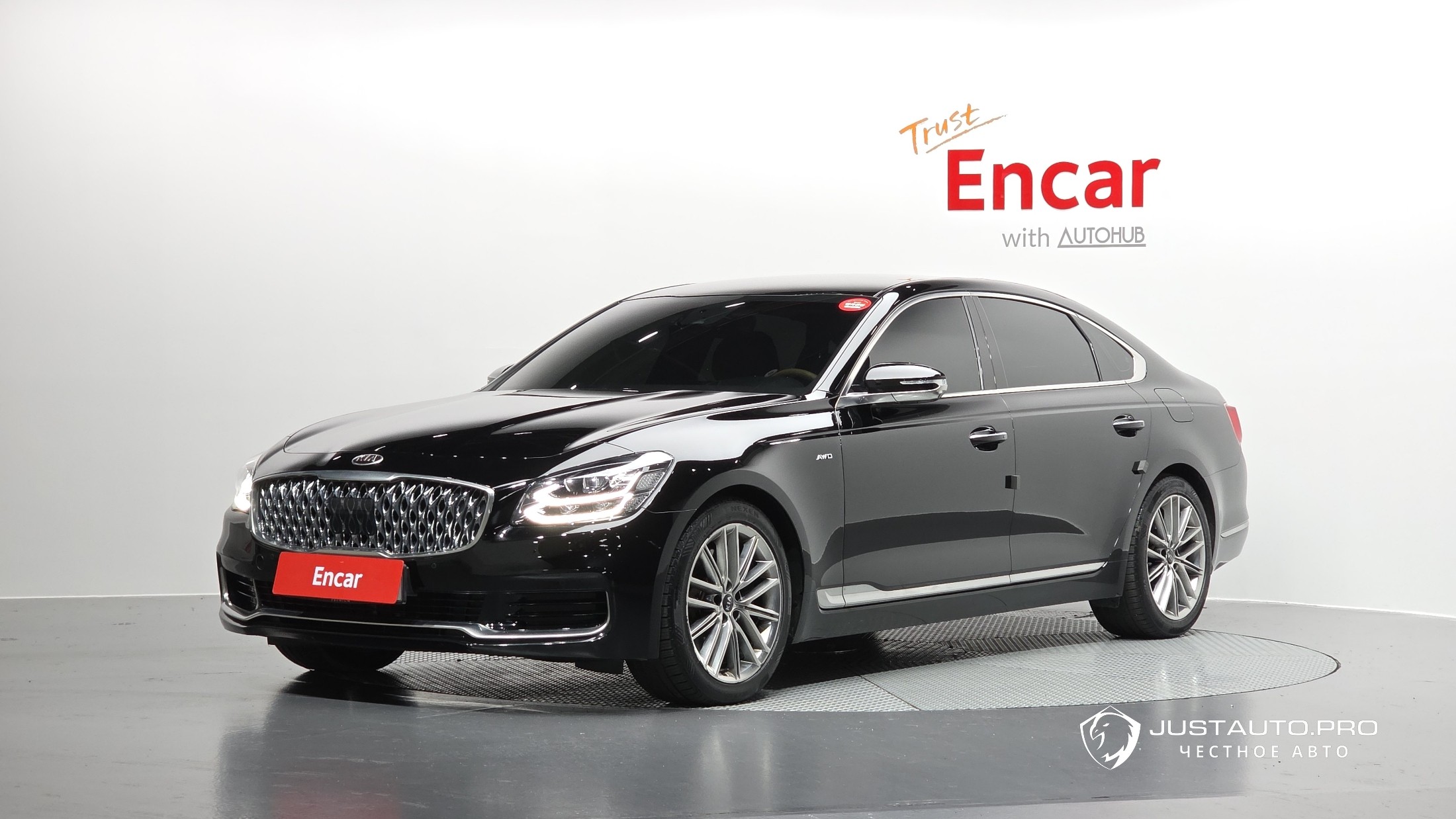 Автомобиль Kia K9