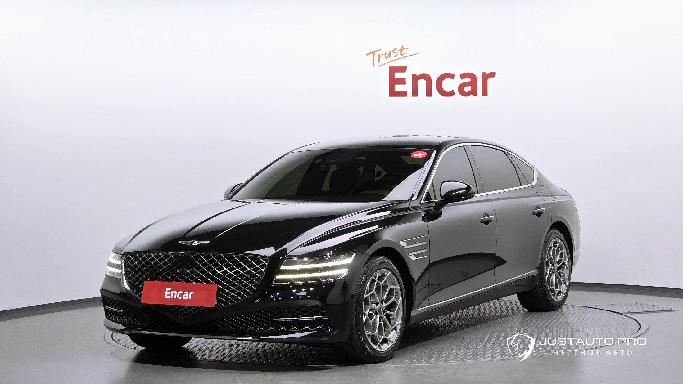 Автомобиль Genesis G80