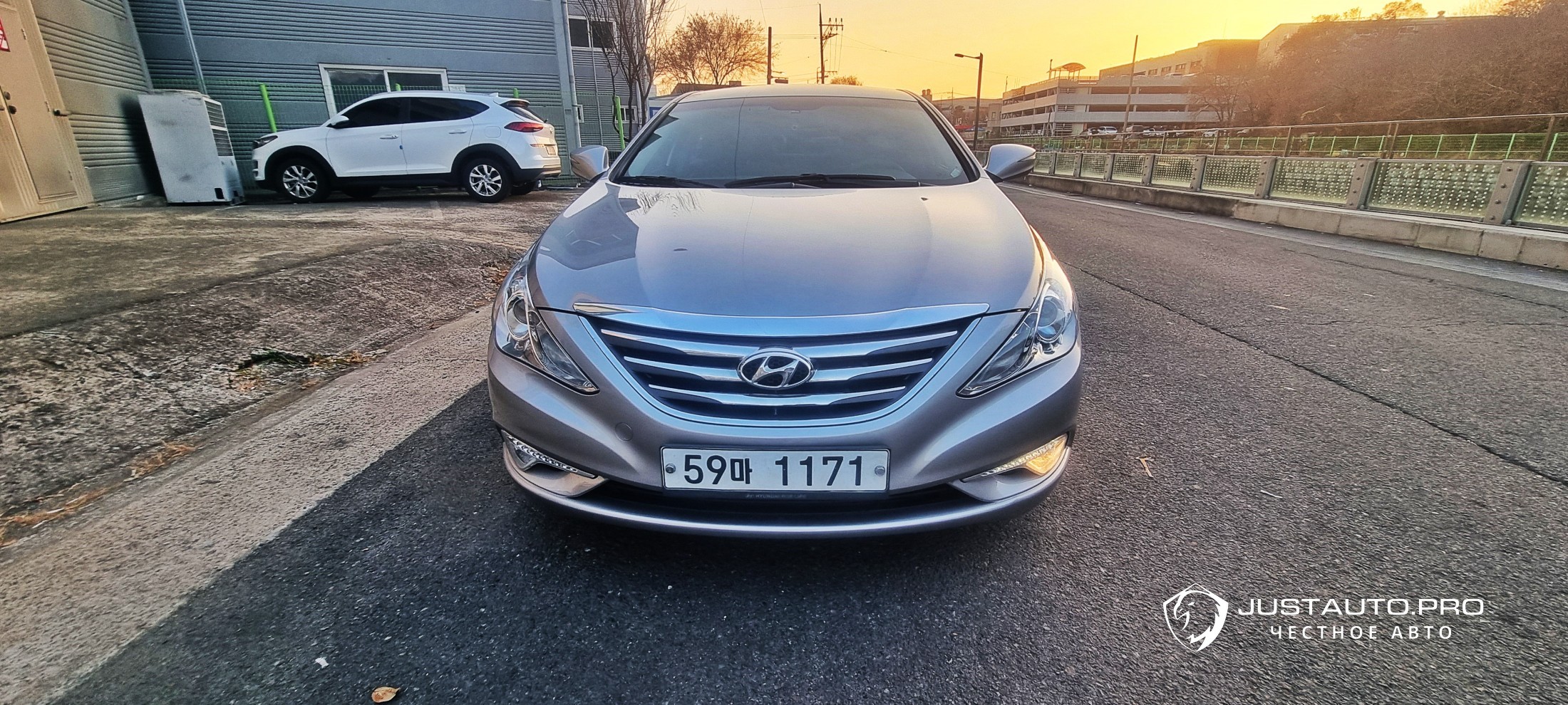 Автомобиль Hyundai Sonata