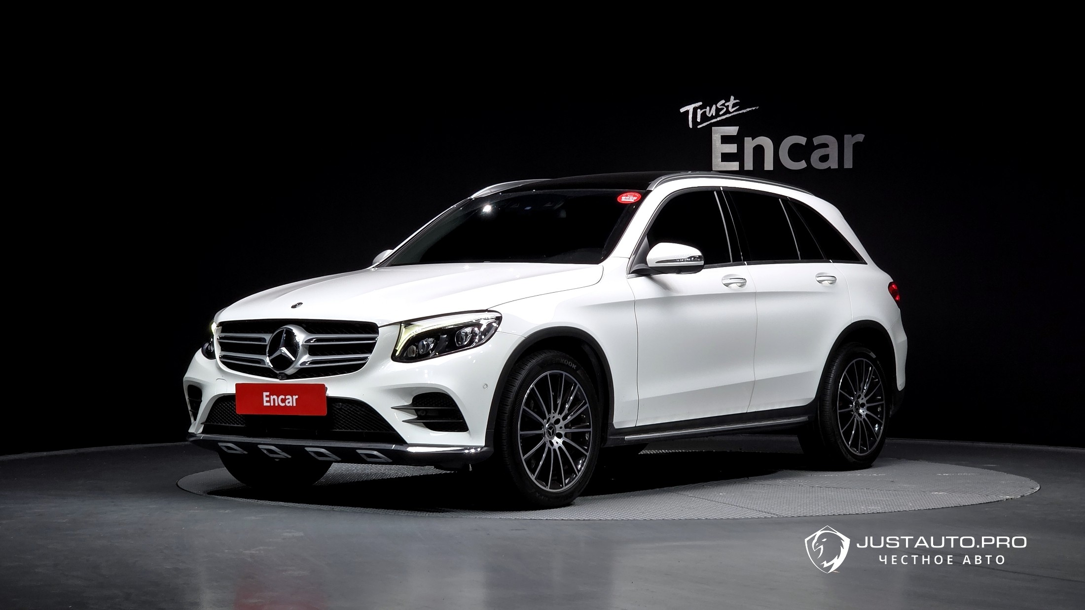 Автомобиль Mercedes-Benz GLC-Class