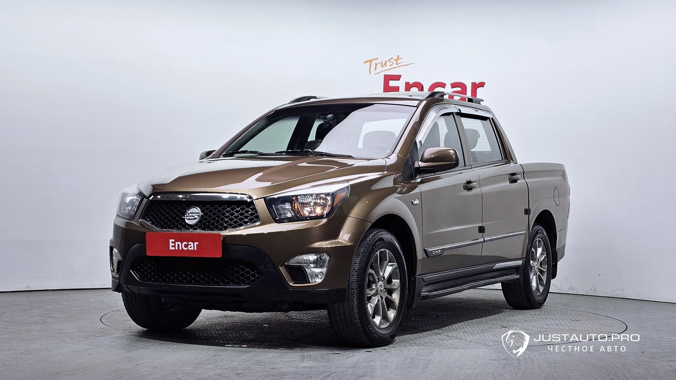 Автомобиль KG_Mobility_Ssangyong KORANDO