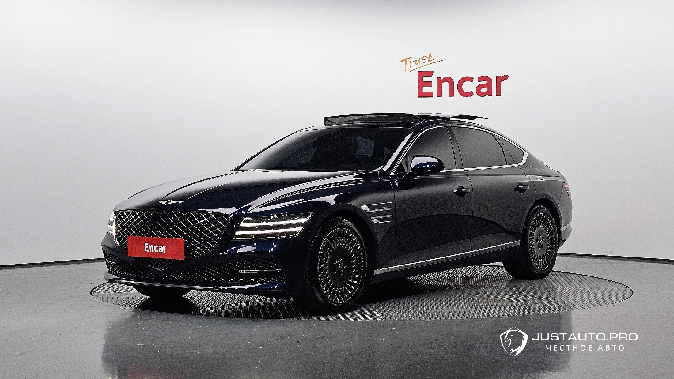 Автомобиль Genesis G80