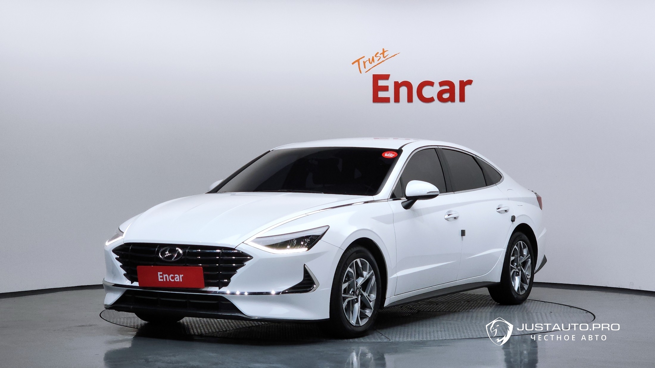 Автомобиль Hyundai Sonata