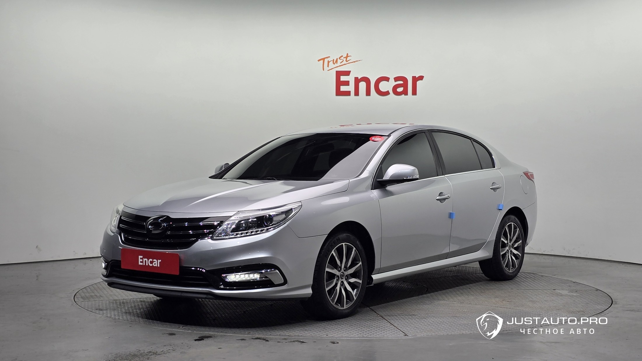 Автомобиль Renault-KoreaSamsung SM5 