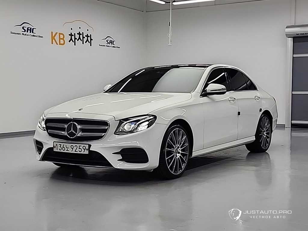 Автомобиль Mercedes-Benz E-Class
